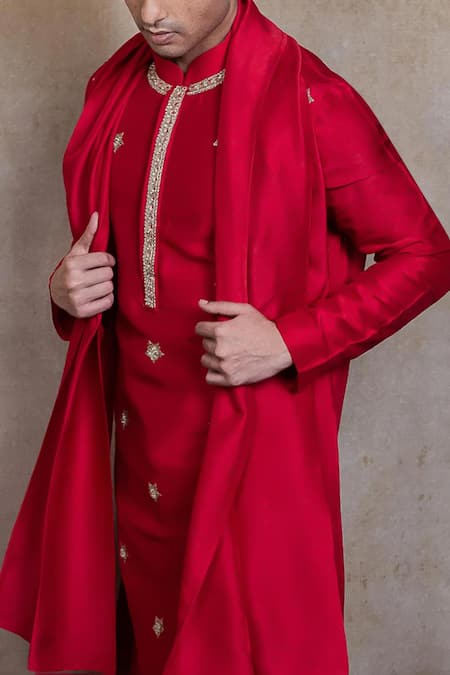 Hilo Design_Red Silk Embroidery, Zari Kumkuma Kurta With Dupatta _Online_at_Aza_Fashions