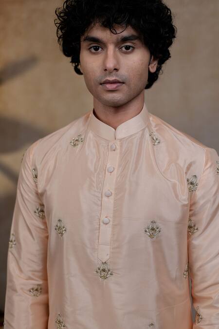 Buy_Hilo Design_Peach Silk Embroidery Ananta Pattu Kurta Set _Online_at_Aza_Fashions