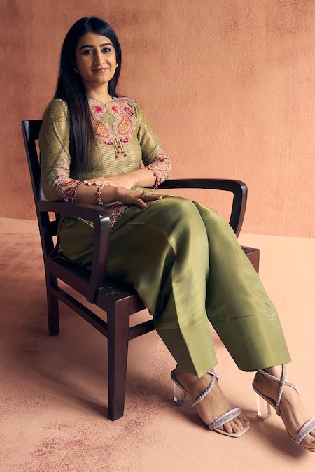 Label Moni K Olive Green Chanderi, Tissue Embroidery, Beads Hasrat Kurta With Farshi Salwar Online at Aza Fashions Label Moni K_Olive Green Chanderi, Tissue Embroidery, Beads Hasrat Kurta With Farshi Salwar _Online_at_Aza_Fashions