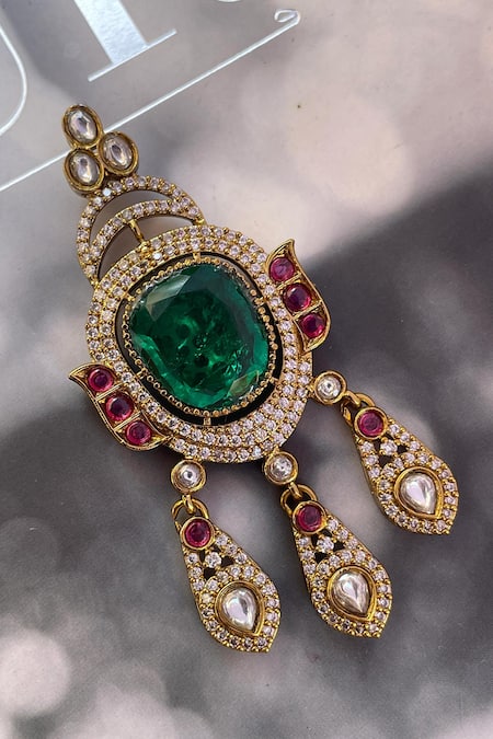 Saga Jewels Temple Style Emerald & Kundan Brooch 