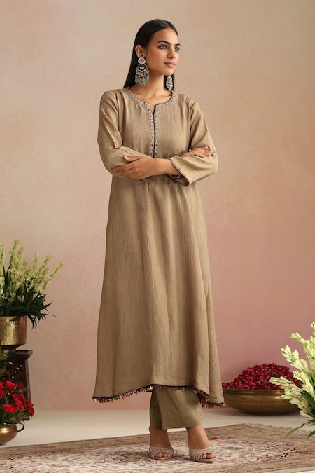 Buy_Trendy Tokari_Gold Chanderi Silk, Cotton, Organza Crushed Tissue Straight Kurta Pant Set _Online_at_Aza_Fashions