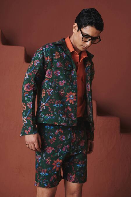 Buy Saphed Green Cotton, Linen Paan Chintz Print Trucker Jacket Online at Aza Fashions Buy_Saphed_Green Cotton, Linen Paan Chintz Print Trucker Jacket _Online_at_Aza_Fashions