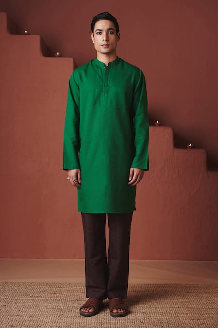 Saphed_Green Cotton, Linen Paan Kurta _Online_at_Aza_Fashions