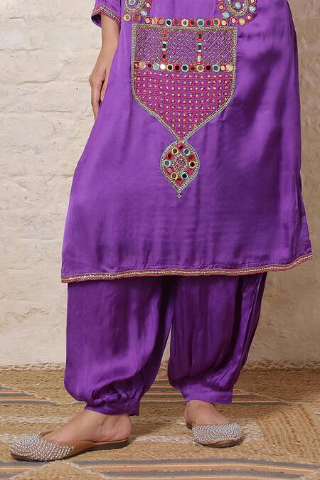 Sheeshakari_Purple Silk Embroidery, Mirrors, Beads, Zari Scoop Minar Motif Hand Kurta Set _Online_at_Aza_Fashions
