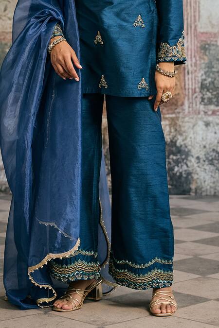Shop_SAANJH BY LEA_Blue Velvet, Silk, Organza Embroidery, Ambar Hand-embroidered Kurta Set _Online_at_Aza_Fashions