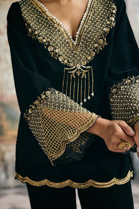 SAANJH BY LEA_Black Velvet Embroidery, Sequins, Pearls, Asmaira Hand-embroidered Kurta Set _at_Aza_Fashions