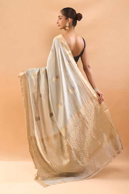 Mint N Oranges Handwoven Saree With Unstitched Blouse Piece 