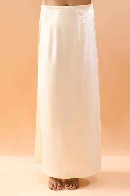 Gopi Vaid_Ivory Organza, Tissue, Tussar Embroidery, Zari Round Neck Saree And Blouse _at_Aza_Fashions