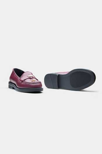 Buy_Oroh_Maroon Antonia Genuine Leather Loafers With Metal Accent _Online_at_Aza_Fashions