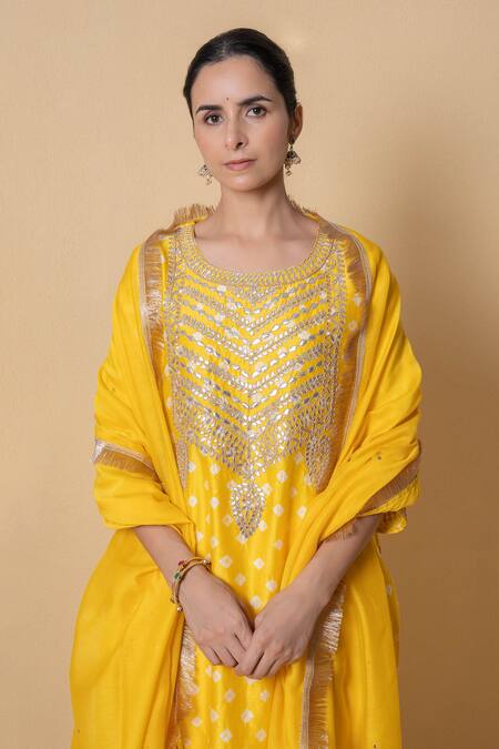 Kameez_Yellow Chanderi Gota Patti, Embroidery, Sequins Round Sunlit Glow Kurta Set _at_Aza_Fashions