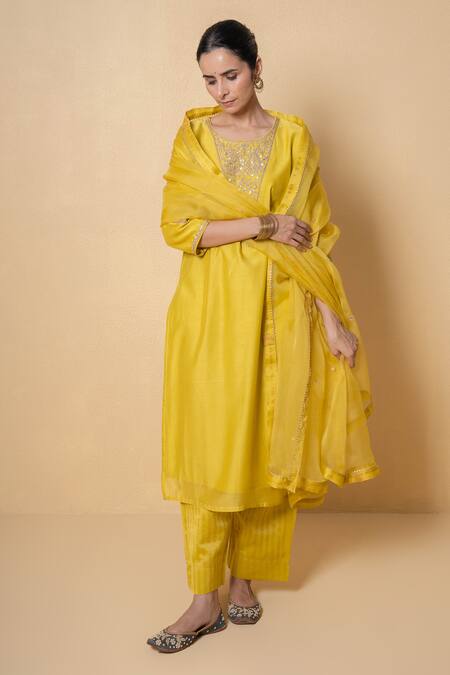 Buy_Kameez_Yellow Chanderi, Organza Embroidery, Bright Amber Marori Work Kurta Set 