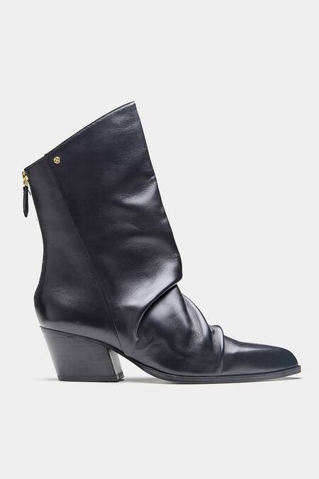 Oroh_Black Ligia Ruched Front Block Heel Ankle Boots _Online_at_Aza_Fashions