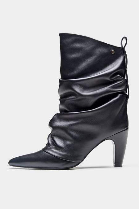 Buy_Oroh_Black Adriana Ruched Pointed Toe Ankle Boots 