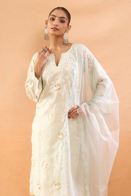 Buy_Neha Mehta Couture_Green Silk Cut Work, Embroidery Split V-neck Scalloped Cutwork Kurta Set 