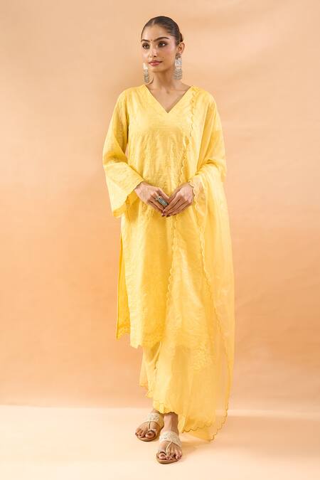 Buy_Neha Mehta Couture_Yellow Silk Embroidery V-neck Kurta And Pant Set _Online_at_Aza_Fashions