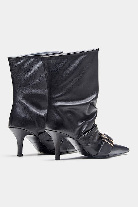 Oroh Genuine Leather Buckle Detail Ankle Boots 