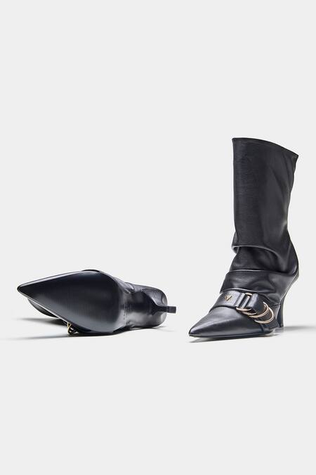 Oroh_Black Buckles Genuine Leather Detail Ankle Boots _at_Aza_Fashions
