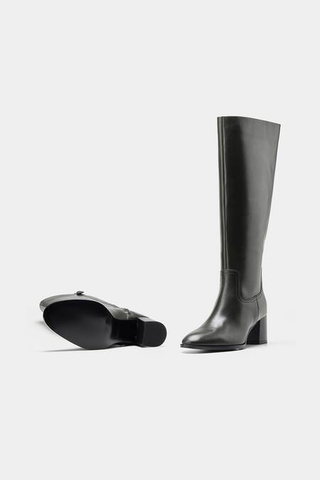 Shop_Oroh_Black Manuela Genuine Leather Long Boots _Online_at_Aza_Fashions