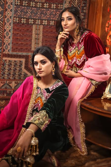 Buy_Negra Elegante_Red Silk Velvet, Dupatta Organza Pearl, Sequin And Embroidered Phiran Salwar Set_Online_at_Aza_Fashions