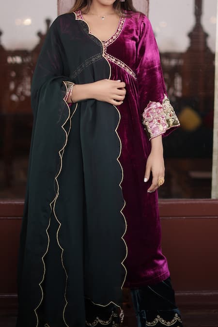 Negra Elegante_Magenta Silk Velvet Hand Embroidered Zardozi V Neck Anarkali Palazzo Set _at_Aza_Fashions