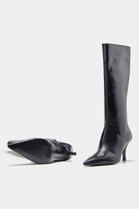 Oroh Black Luz Genuine Leather Pointed Toe Long Boots at Aza Fashions Oroh_Black Luz Genuine Leather Pointed Toe Long Boots _at_Aza_Fashions