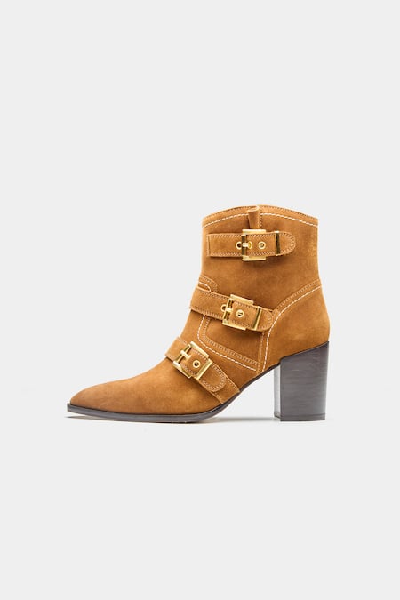Oroh_Tan Buckles Teresa Detail Block Heel Ankle Boots _at_Aza_Fashions