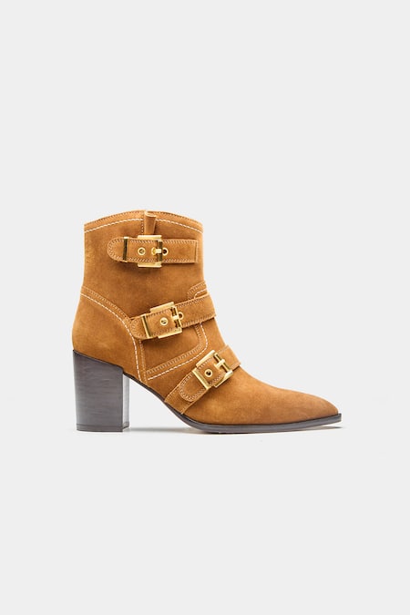 Buy_Oroh_Tan Buckles Teresa Detail Block Heel Ankle Boots 
