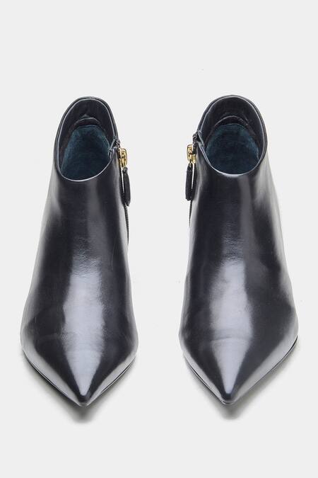 Shop_Oroh_Black Alicia Pointed Toe Kitten Heel Ankle Boots _Online_at_Aza_Fashions