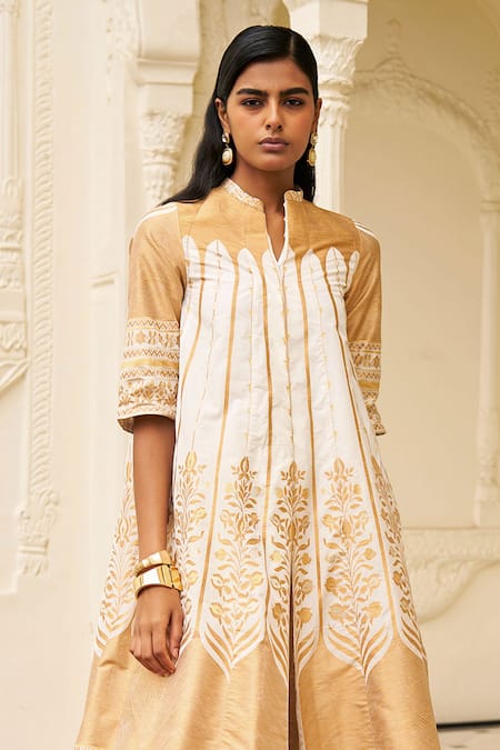 Dash And Dot_Ivory Brocade, Silk Embroidery, Zari Round Neck Banaras A-line Jacket _Online_at_Aza_Fashions