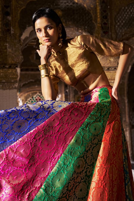 Shop_Dash And Dot_Gold Silk Mandarin Collar Banaras Tissue Cropped Zip Shirt _Online_at_Aza_Fashions