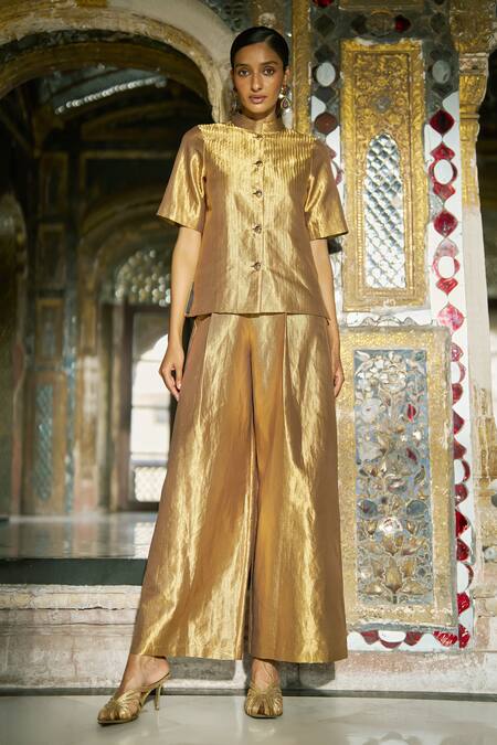 Shop_Dash And Dot_Gold Brocade Mandarin Collar Banaras Top _Online_at_Aza_Fashions