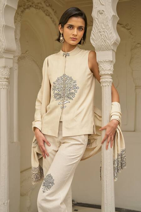 Buy_Dash And Dot_Beige Motif Shawl _Online_at_Aza_Fashions