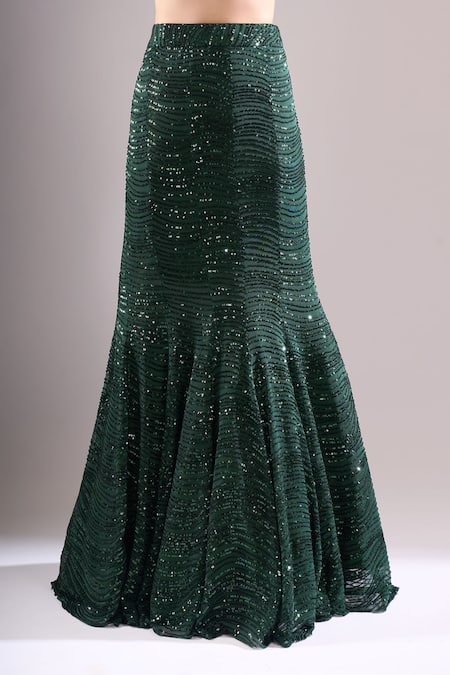 Samyukta Singhania Emerald Green Net, Lycra Sequins, Embroidery Round Neck Wavy Hand Lehenga Set Online at Aza Fashions Samyukta Singhania_Emerald Green Net, Lycra Sequins, Embroidery Round Neck Wavy Hand Lehenga Set _Online_at_Aza_Fashions