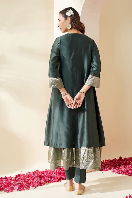 Mushio Royal Green Hand Embellished Chanderi Nazneen Kurta 