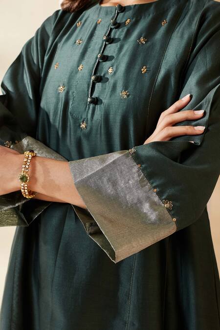 Buy_Mushio_Green Chanderi Embroidery Round Neck Royal Hand Embellished Nazneen Kurta 