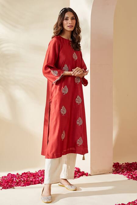 Shop_Mushio_Red Chanderi Embroidery, Tassels Round , Keyhole Dilruba Kurta _Online_at_Aza_Fashions