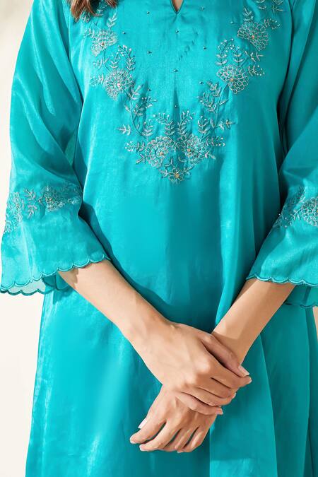 Buy_Mushio_Turquoise Chanderi Embroidery Keyhole , Round Organza Ruksaar Kurta 