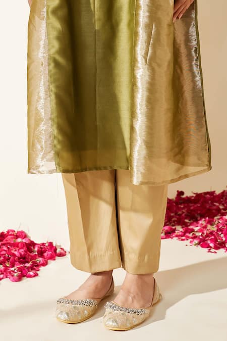 Mushio_Olive Green Chanderi Embroidery Round , Keyhole Mehreen Kurta _at_Aza_Fashions