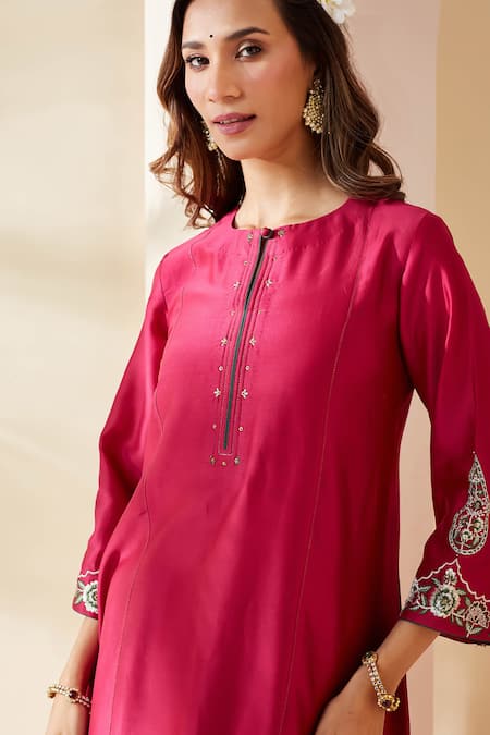 Mushio_Magenta Chanderi, Cotton, Silk, Tissue Embroidery, Floral Rashika Kurta Set _at_Aza_Fashions