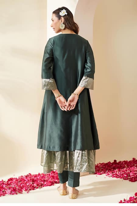 Mushio Royal Green Hand Embellished Chanderi Nazneen Kurta Set 