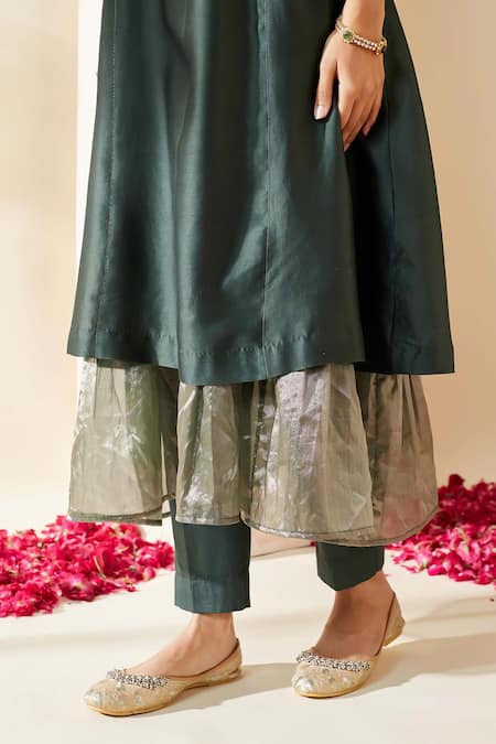 Shop_Mushio_Green Chanderi, Cotton, Silk, Tissue Royal Hand Embellished Nazneen Kurta Set 