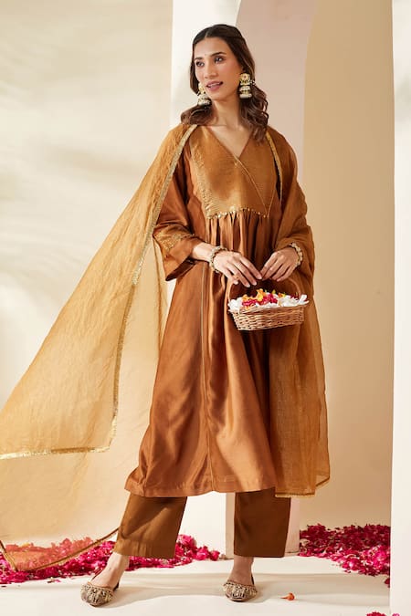 Mushio Brown Hand Embellished Chanderi Zohra Kurta Set 