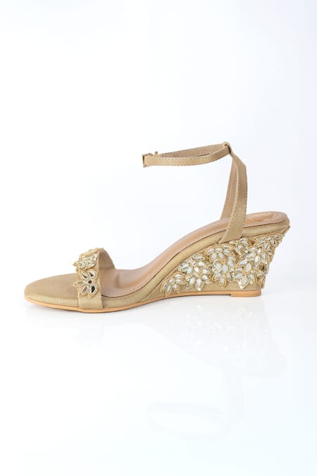 Preet Kaur_Gold Embroidery, Mirrors, Stones Zariyah Hand Wedges _Online_at_Aza_Fashions