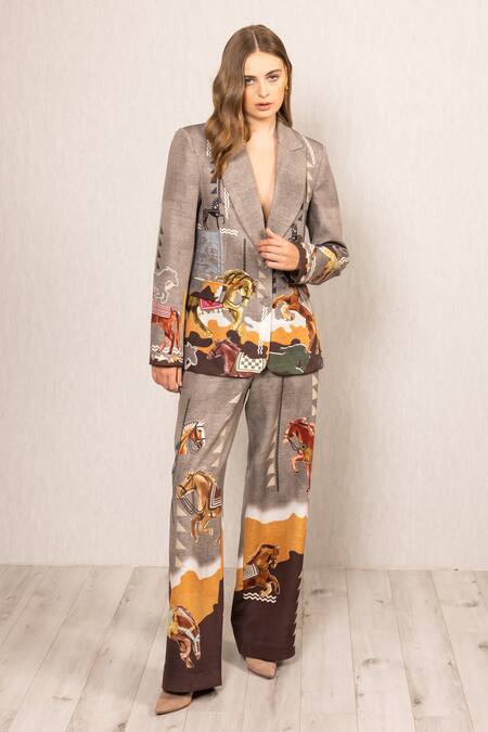 Buy_RANNA GILL_Brown Crepe V-neck Clyde Irish Horse Artwork Printed Jacket_Online_at_Aza_Fashions