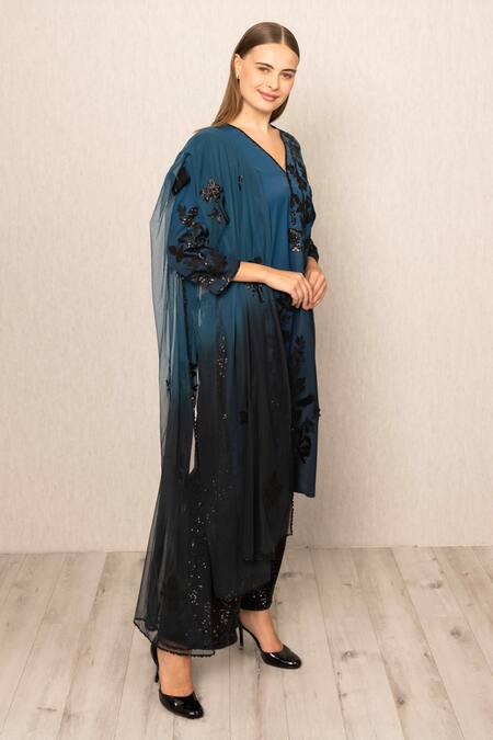 Buy_RANNA GILL_Teal Polyester Embroidery, Sequins V-neck Alira Floral Motif Tunic And Dupatta Set_Online_at_Aza_Fashions