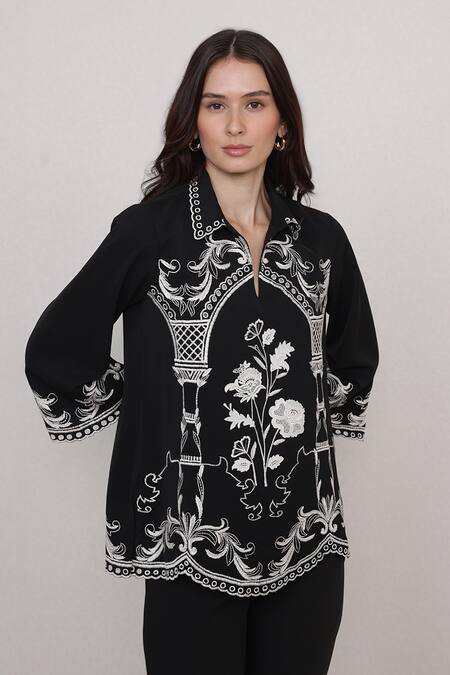 Buy_RANNA GILL_Black Crepe Embroidery Collared, Split V-neck Casa Floral Threadwork Top_Online_at_Aza_Fashions