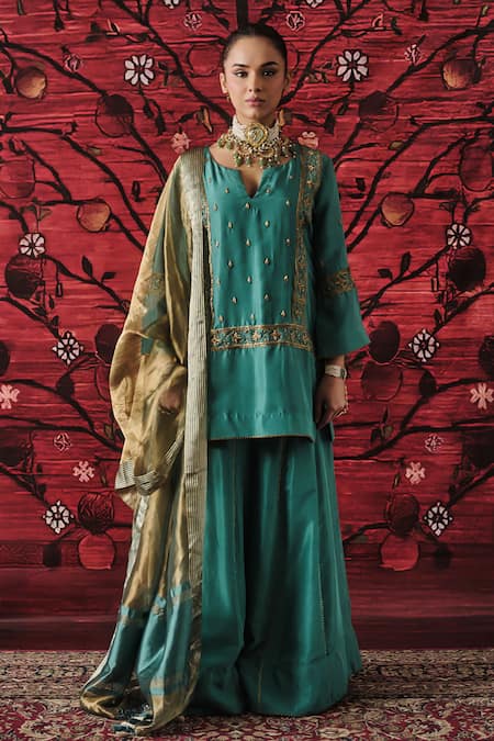 Shalkii Embroidered Short Kurta Gharara Set 