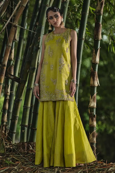 Shalkii Embroidered Tissue Kurta Gharara Set 