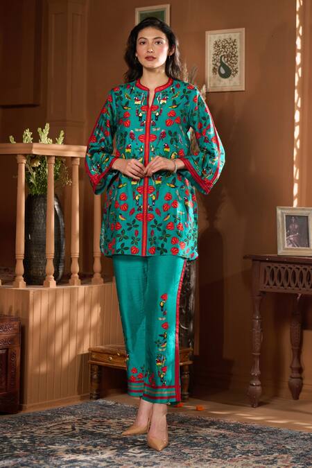 Taroob Teal Embroidery Mandarin Collar Bagh-e-bulbul Embellished Kurta And Pant Set at Aza Fashions Taroob_Teal Embroidery Mandarin Collar Bagh-e-bulbul Embellished Kurta And Pant Set _at_Aza_Fashions