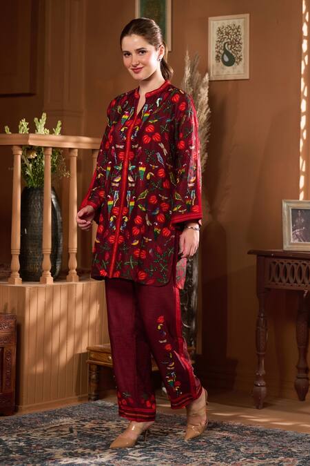 Buy_Taroob_Burgundy Silk Embroidery, Sequins Bagh-e-bulbul Embellished Kurta With Pant 